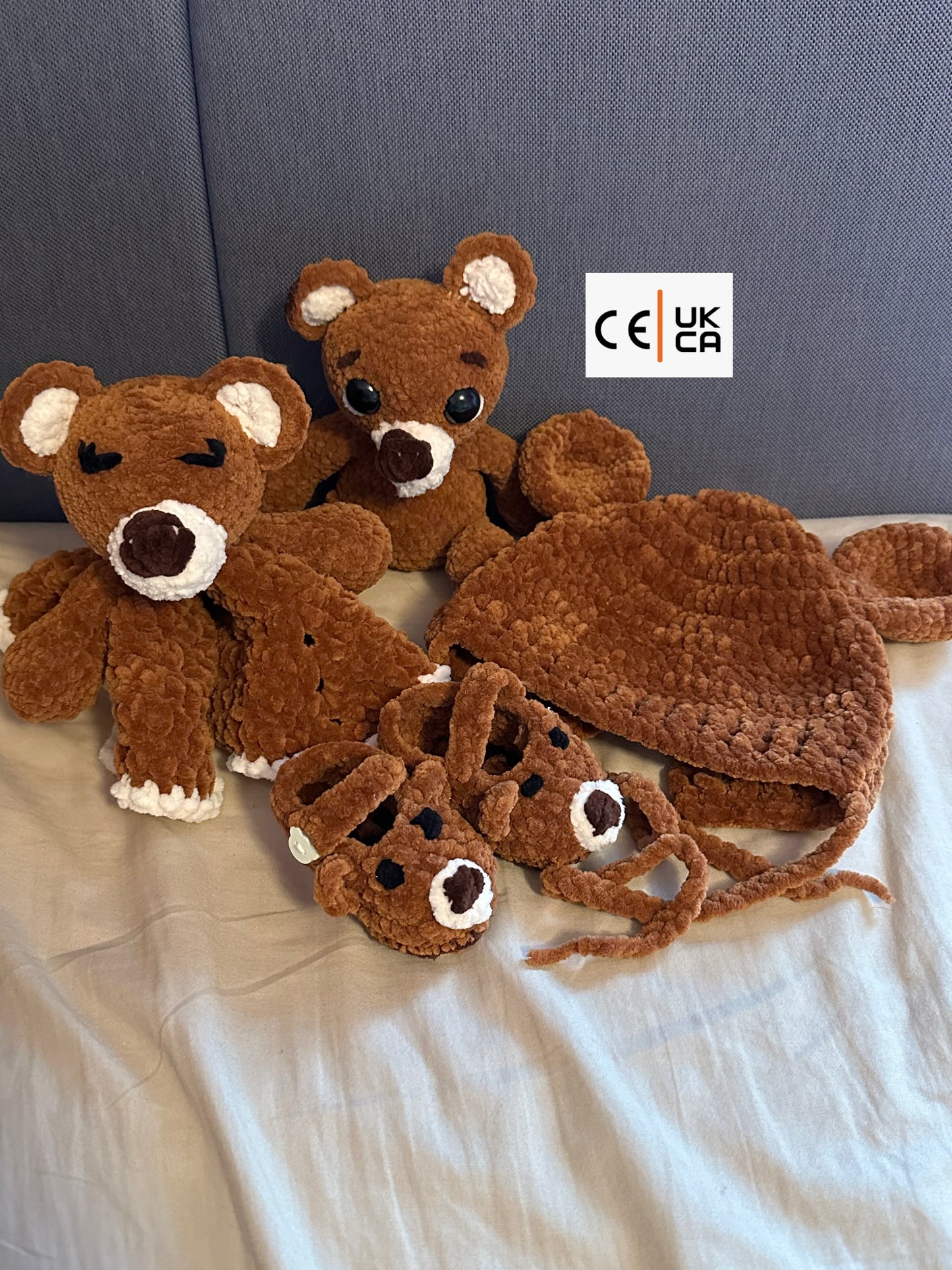 Buddy Bear Bonnet & Booties