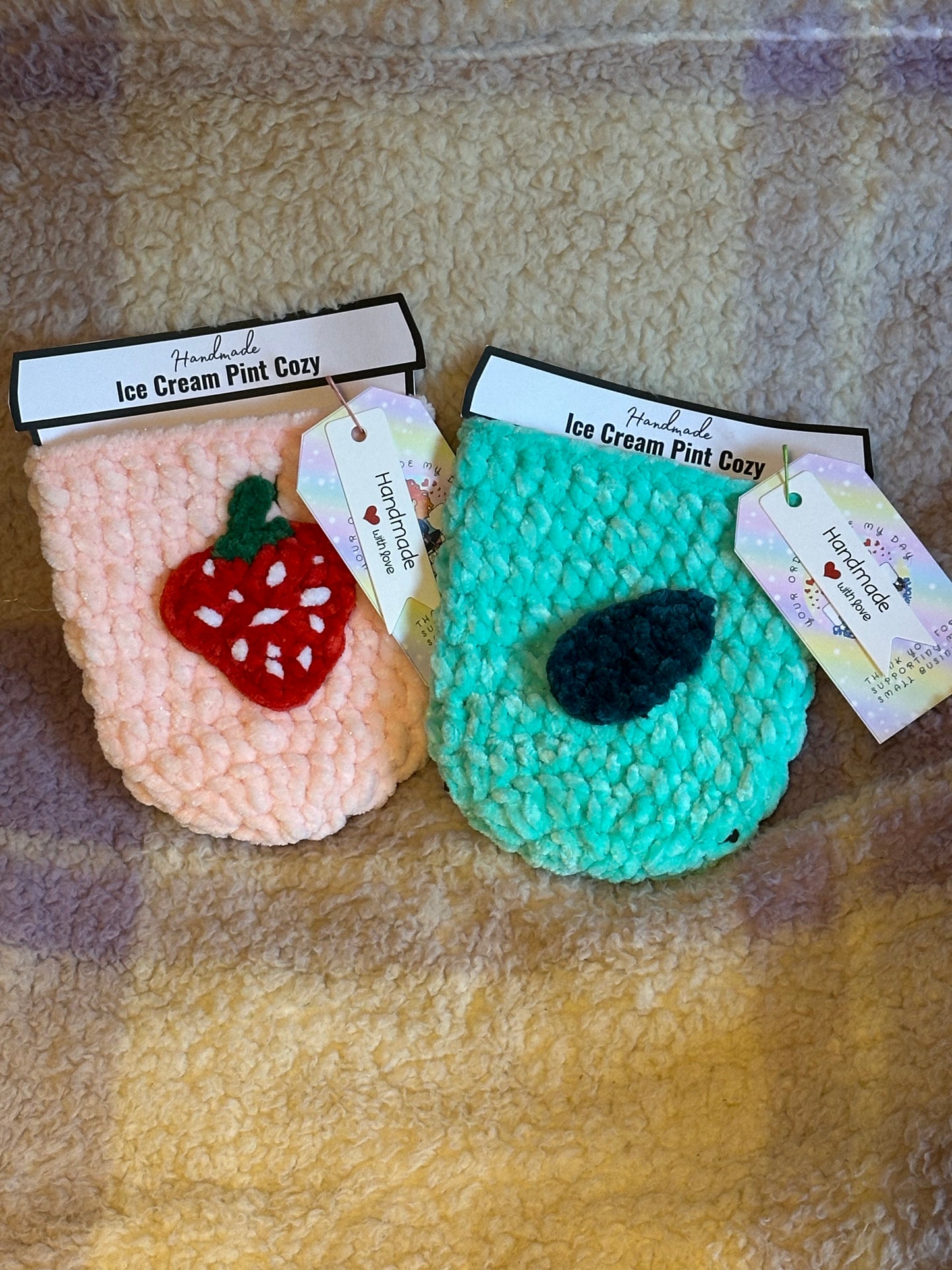 Cosy Ice Cream Pint Cover