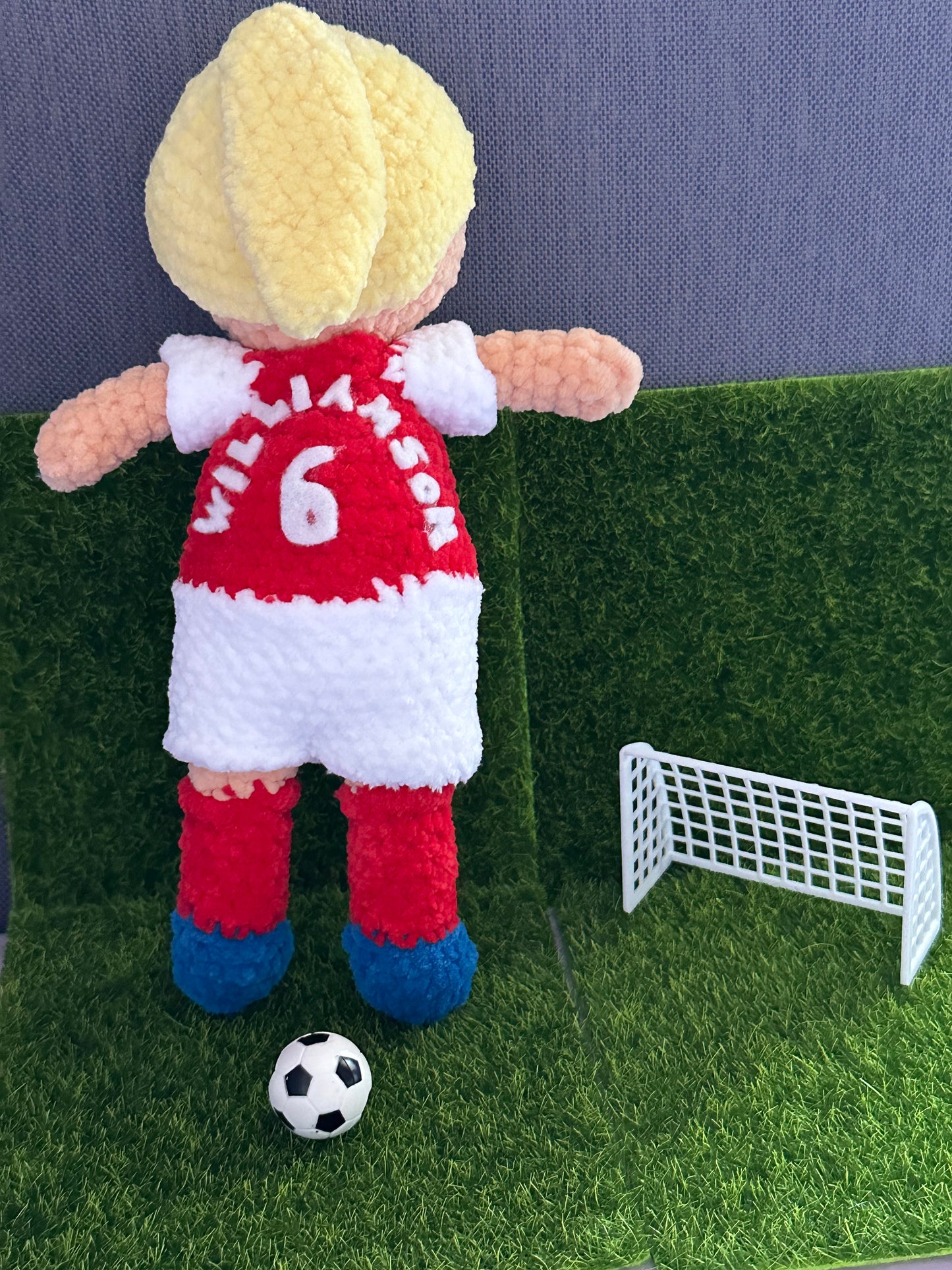 Leah Williamson Footballer Doll