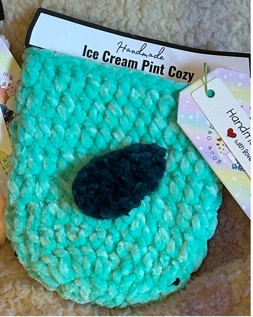 Cosy Ice Cream Pint Cover